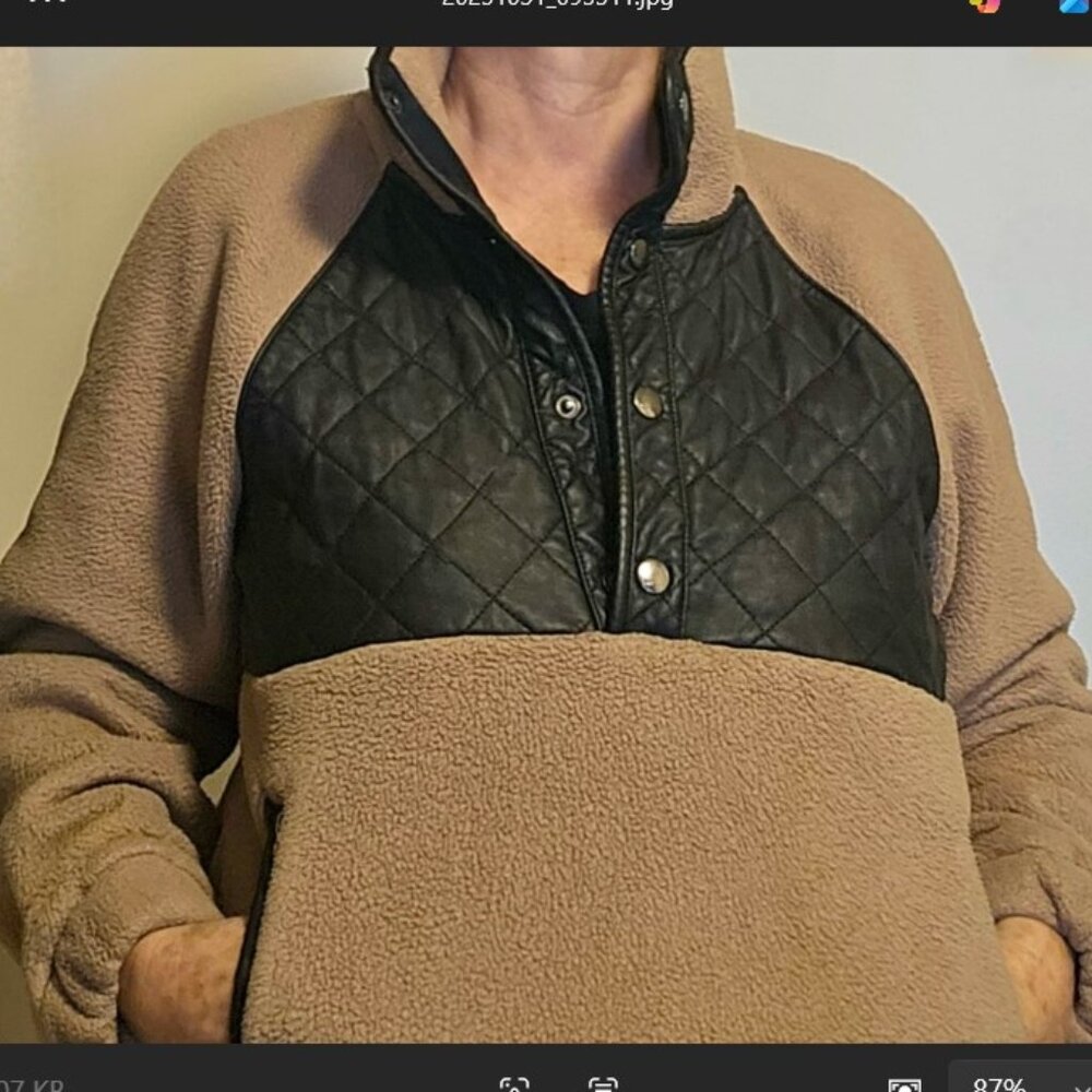 Abercrombie & Fitch Women's Sherpa Fleece Faux Leather Pullover Sweater Sz M